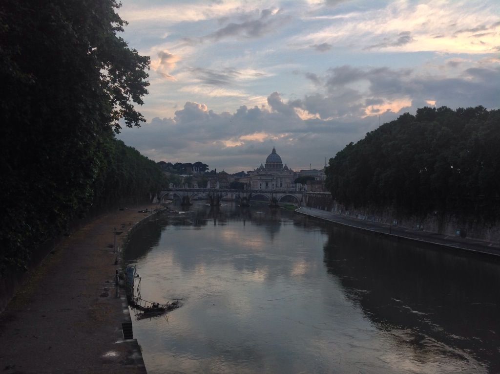 cielo nuvoloso Tevere