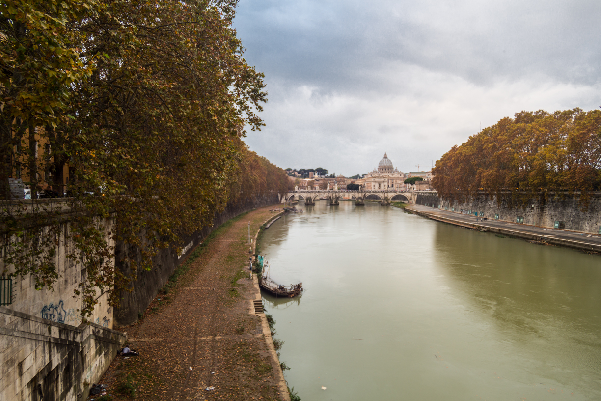 Ponte Umberto I autunno